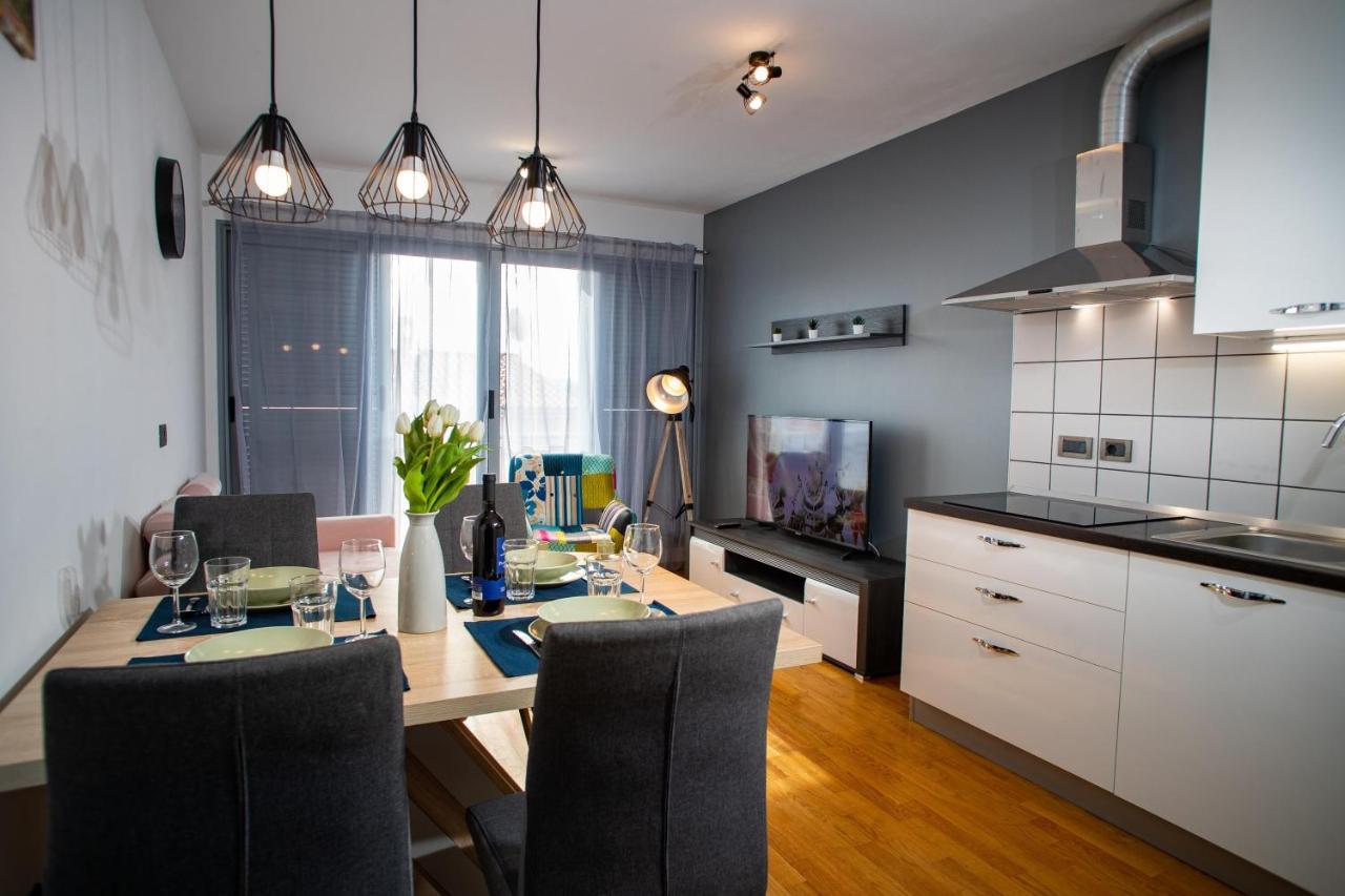 Apartment Moon 罗维尼 外观 照片