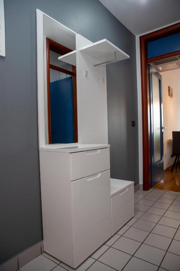 Apartment Moon 罗维尼 外观 照片