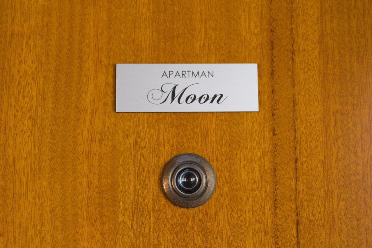 Apartment Moon 罗维尼 外观 照片